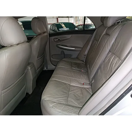 Toyota Corolla GLI 2012 Plateado Caracas