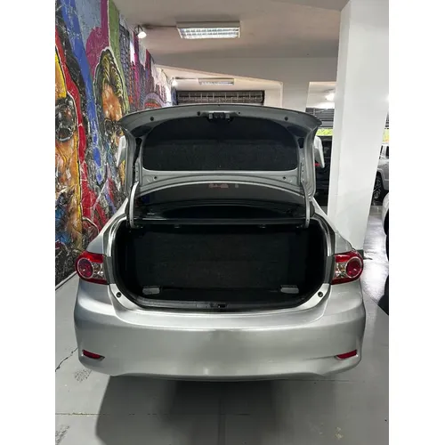 Toyota Corolla GLI 2012 Plateado Caracas