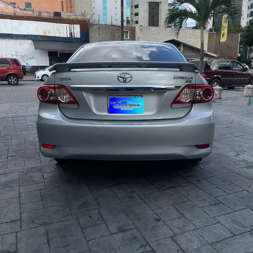 Toyota Corolla GLI 2012 Plateado Caracas
