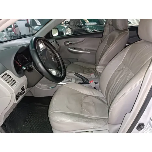 Toyota Corolla GLI 2012 Plateado Caracas