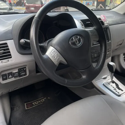 Toyota Corolla GLI 2012 Plateado Caracas