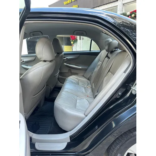 Toyota Corolla GLI 2012 Negro Caracas