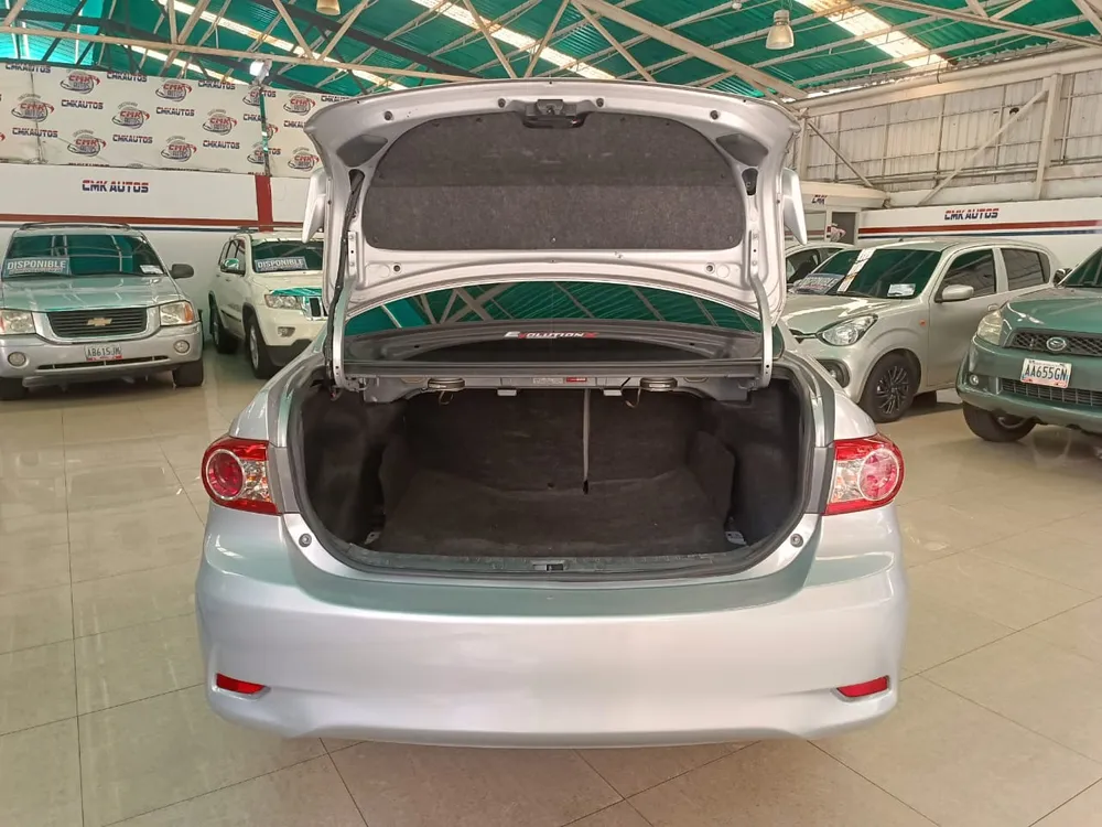 Toyota Corolla GLI 2012 Plateado Caracas