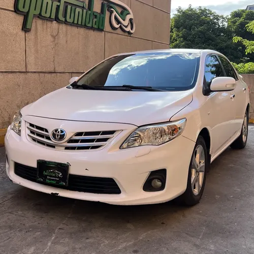 Toyota Corolla GLI 2012 Blanco Caracas