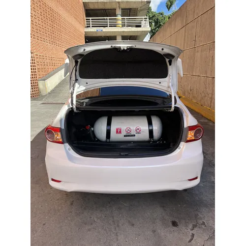Toyota Corolla GLI 2012 Blanco Caracas
