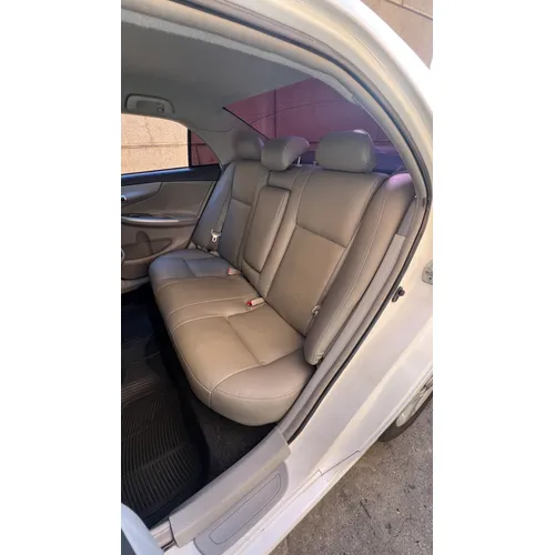 Toyota Corolla GLI 2012 Blanco Caracas