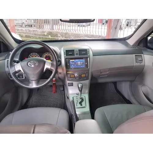 Toyota Corolla GLI 2012 Blanco Caracas