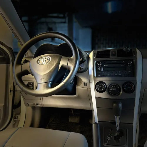 Toyota Corolla GLI 2012 Blanco Caracas