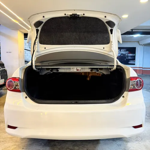 Toyota Corolla GLI 2012 Blanco Caracas
