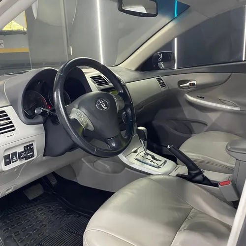 Toyota Corolla GLI 2013 Gris Caracas