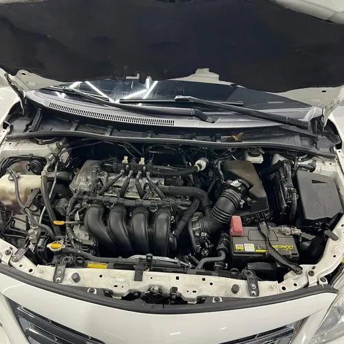 Toyota Corolla GLI 2013 Blanco Caracas