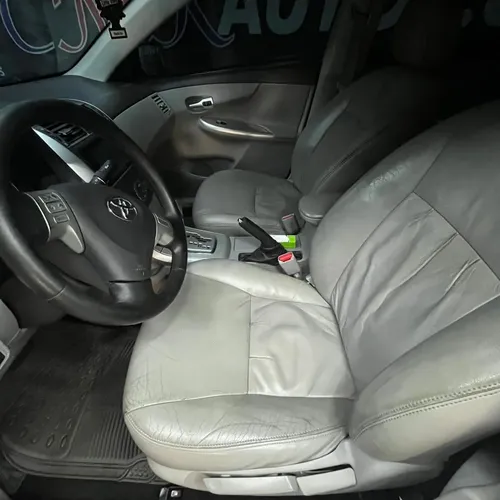 Toyota Corolla GLI 2013 Gris Caracas