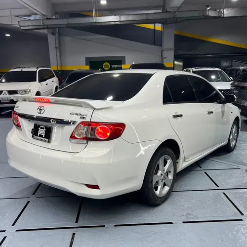 Toyota Corolla GLI 2013 Blanco Caracas