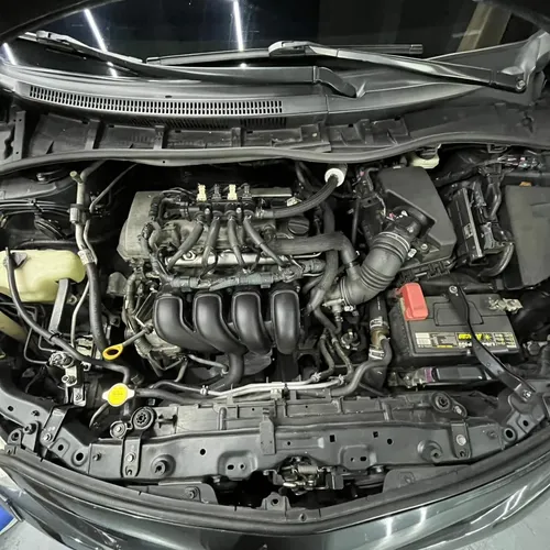 Toyota Corolla GLI 2013 Gris Caracas