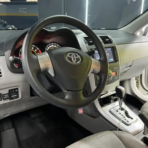 Toyota Corolla GLI 2013 Blanco Caracas
