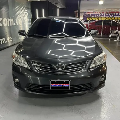 Toyota Corolla GLI 2013 Gris Caracas