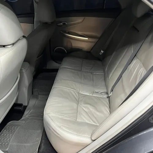 Toyota Corolla GLI 2013 Gris Caracas