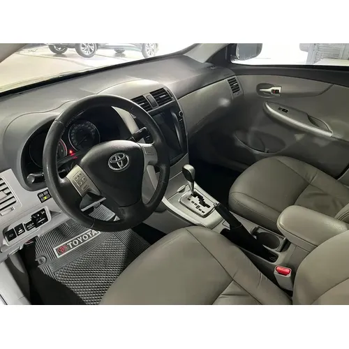 Toyota Corolla GLI 2014 Dorado Caracas