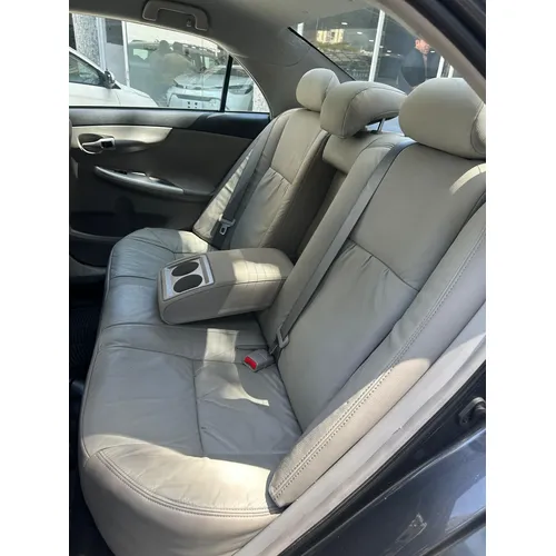 Toyota Corolla GLI 2014 Gris Caracas