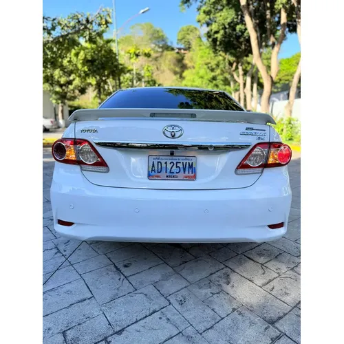 Toyota Corolla GLI 2011 Blanco Caracas