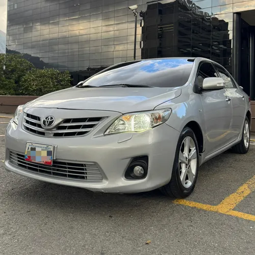 Toyota Corolla GLI 2011 Gris Caracas