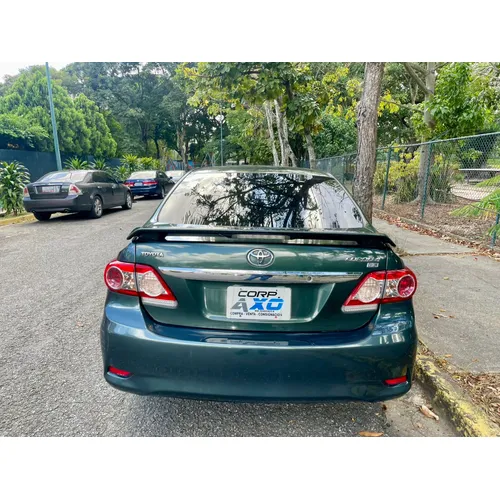 Toyota Corolla GLI 2012 Verde Caracas