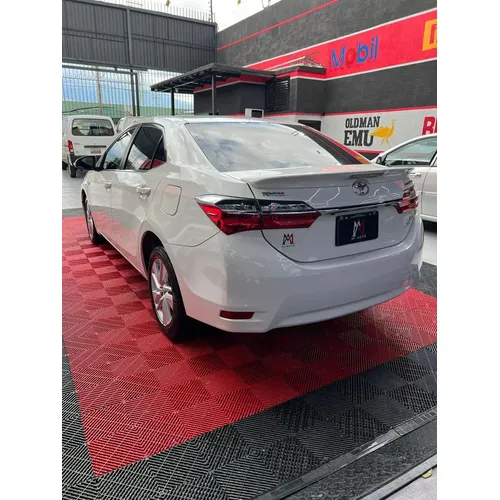 Toyota Corolla GLI 2020 Blanco Caracas