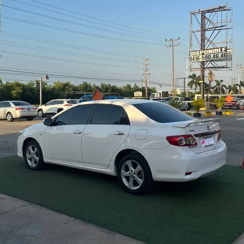 Toyota Corolla GLI 2013 Blanco Lechería