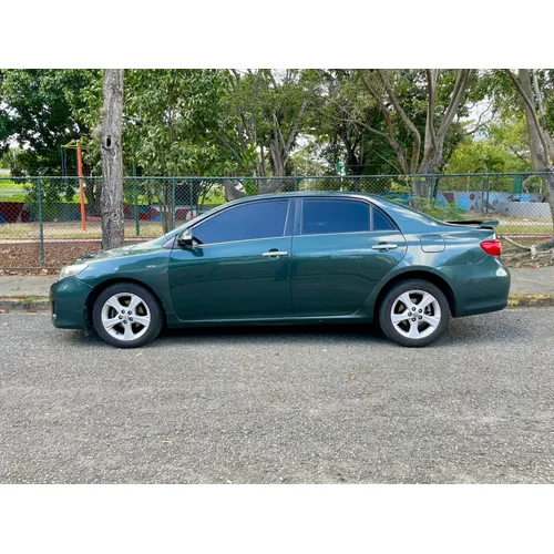 Toyota Corolla GLI 2012 Verde Caracas