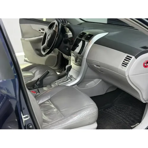 Toyota Corolla GLI 2013 Azul Caracas