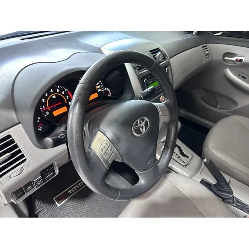 Toyota Corolla GLI 2011 Plateado Caracas