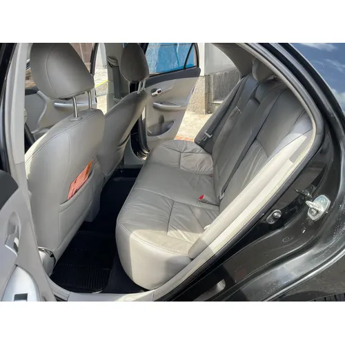 Toyota Corolla GLI 2013 Negro Caracas