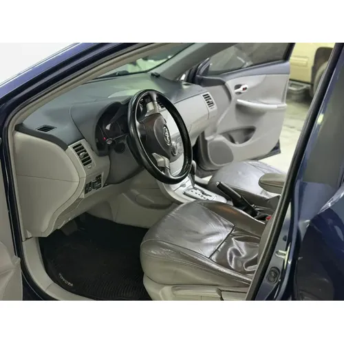 Toyota Corolla GLI 2013 Azul Caracas