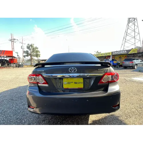 Toyota Corolla GLI 2013 Gris Valencia