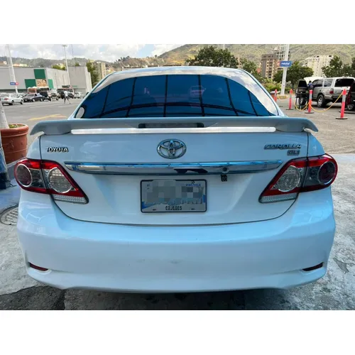 Toyota Corolla GLI 2012 Blanco Caracas