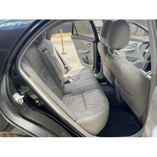 Toyota Corolla GLI 2013 Negro Caracas