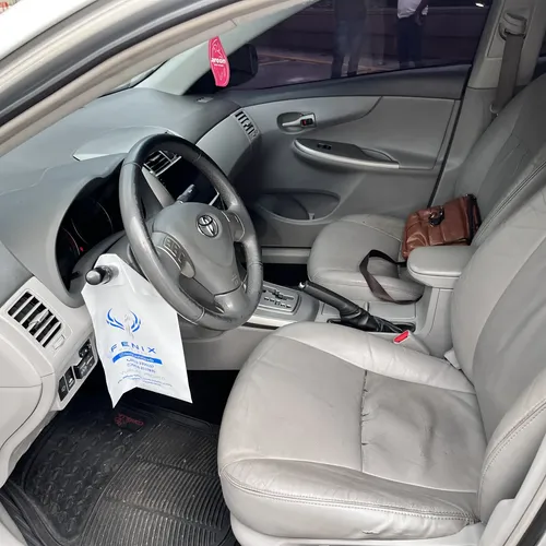 Toyota Corolla GLI 2010 Plateado Caracas