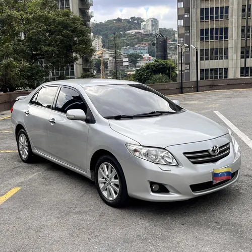 Toyota Corolla GLI 2010 Plateado Caracas