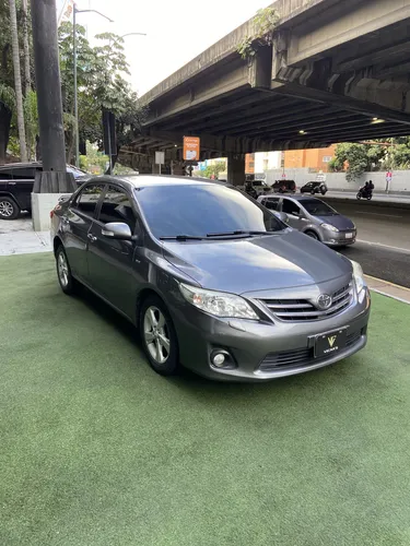 Toyota Corolla Gli Aut 2013.  24.300