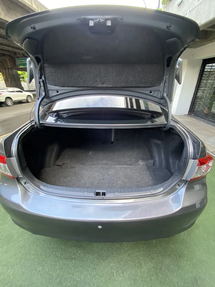 Toyota Corolla GLI 2013 Gris Caracas