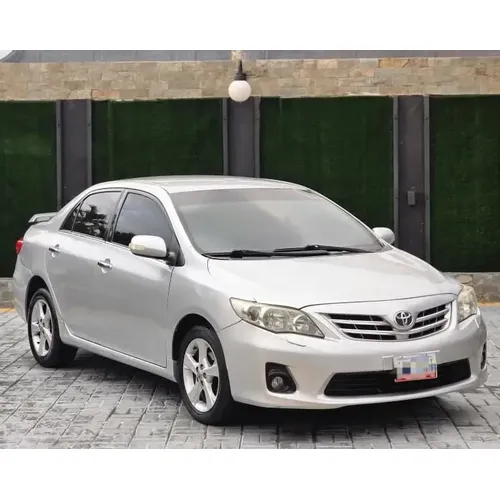 Toyota Corolla GLI 2012 Plateado Caracas