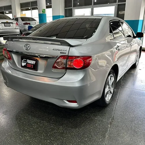 Toyota Corolla GLI 2014 Plateado Caracas