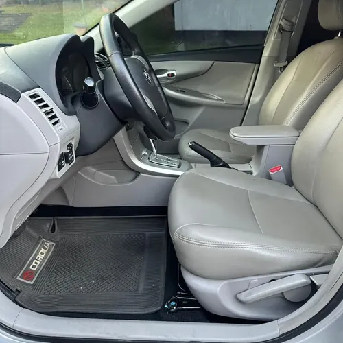 Toyota Corolla GLI 2014 Plateado Caracas