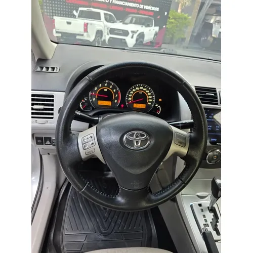 Toyota Corolla GLI 2012 Plateado Caracas