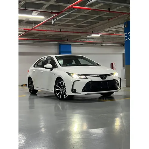 Toyota Corolla 2025 Blanco Caracas
