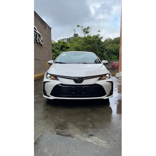Toyota Corolla 2025 Blanco Caracas