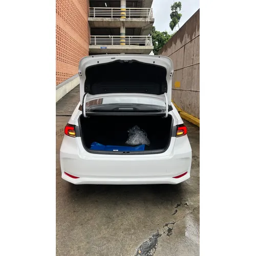 Toyota Corolla 2025 Blanco Caracas