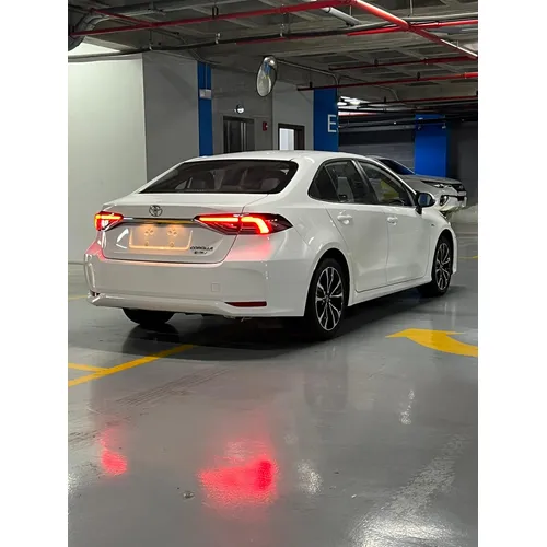 Toyota Corolla 2025 Blanco Caracas