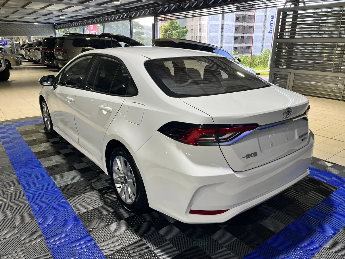 Toyota Corolla HEV 2025 Blanco Caracas