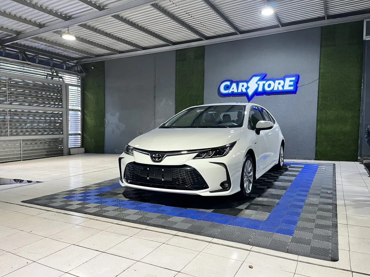 Toyota Corolla HEV 2025 Blanco Caracas